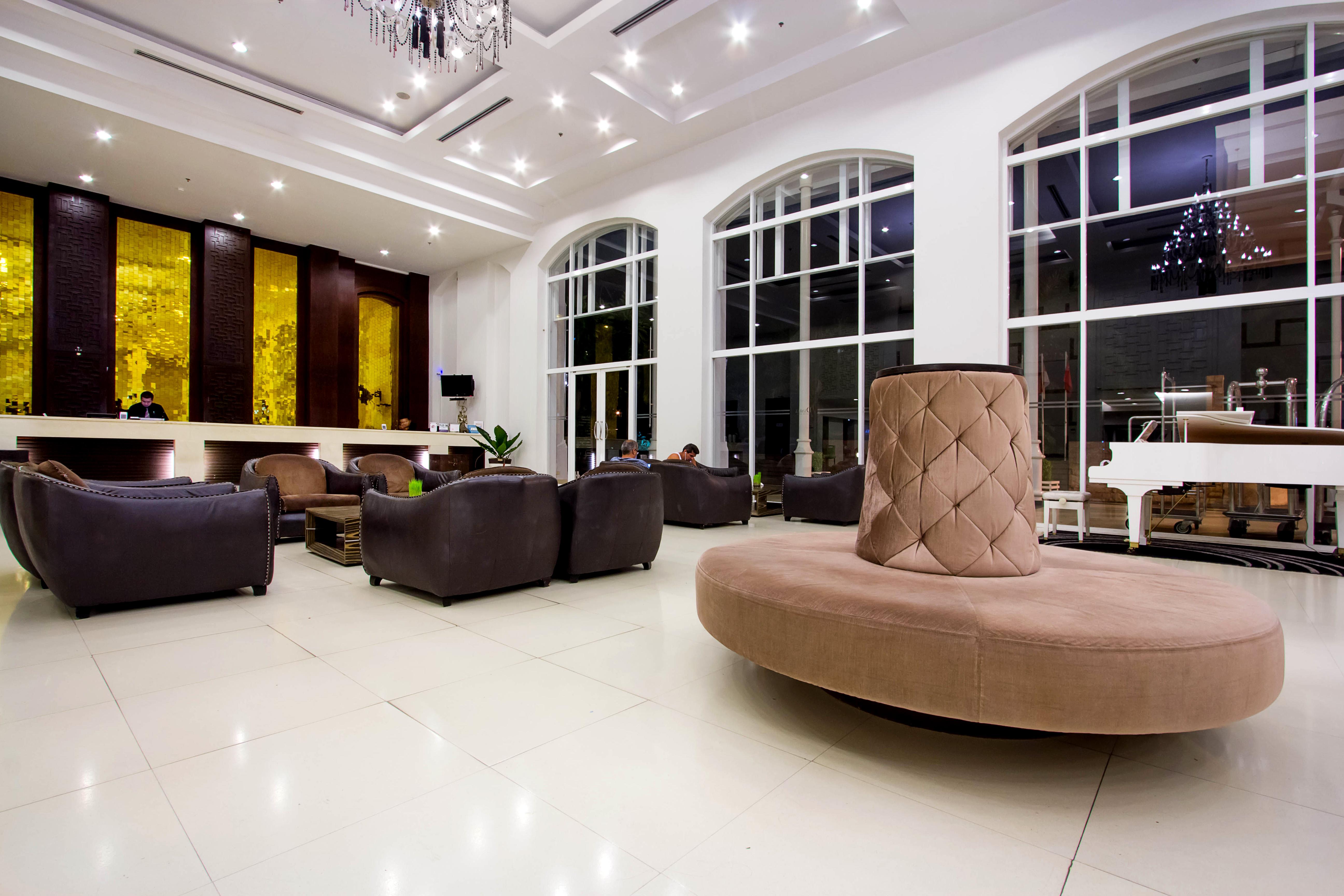 D Varee Jomtien Beach, Pattaya Eksteriør bilde Lobby