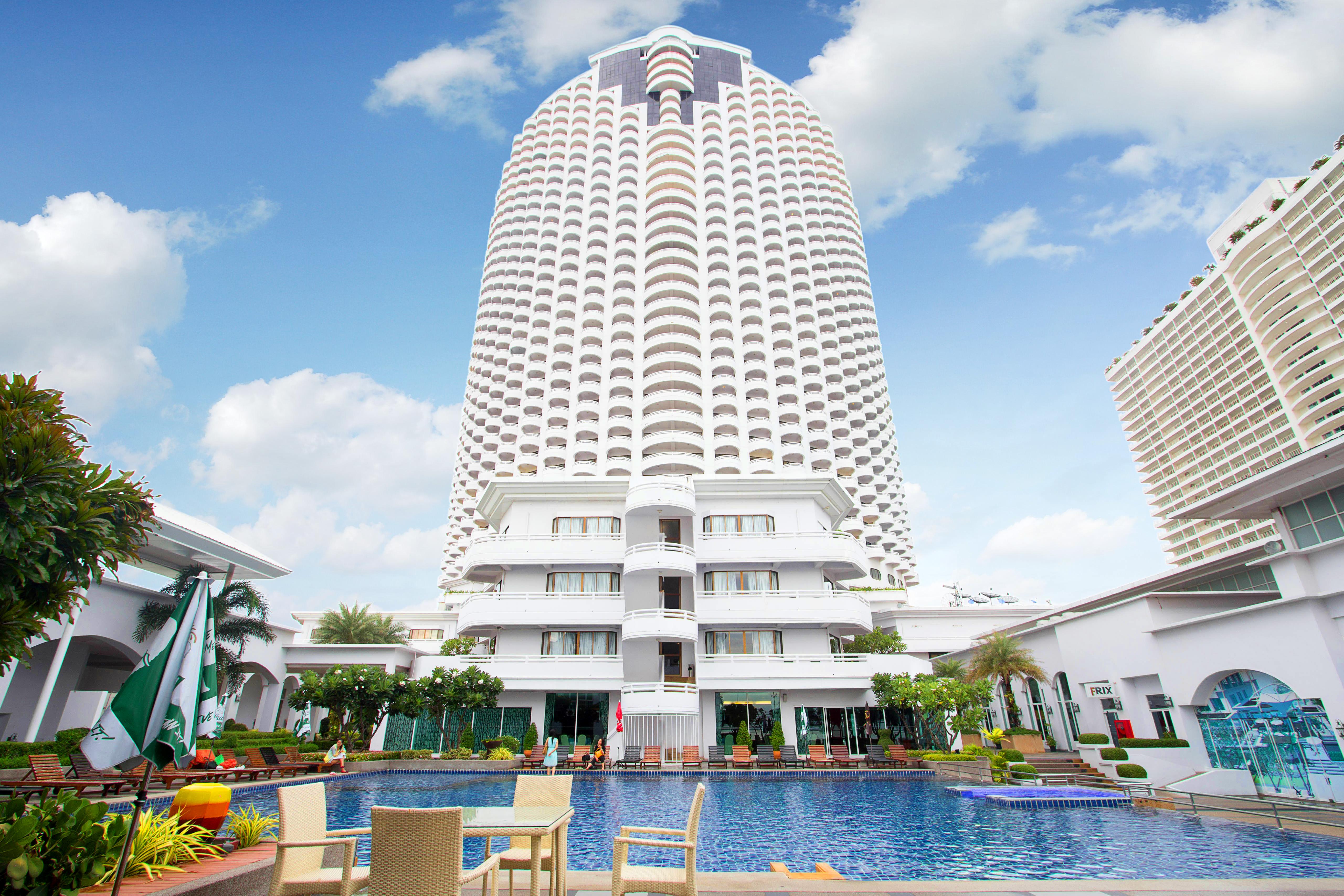 D Varee Jomtien Beach, Pattaya Eksteriør bilde Royal Paragon Hotel