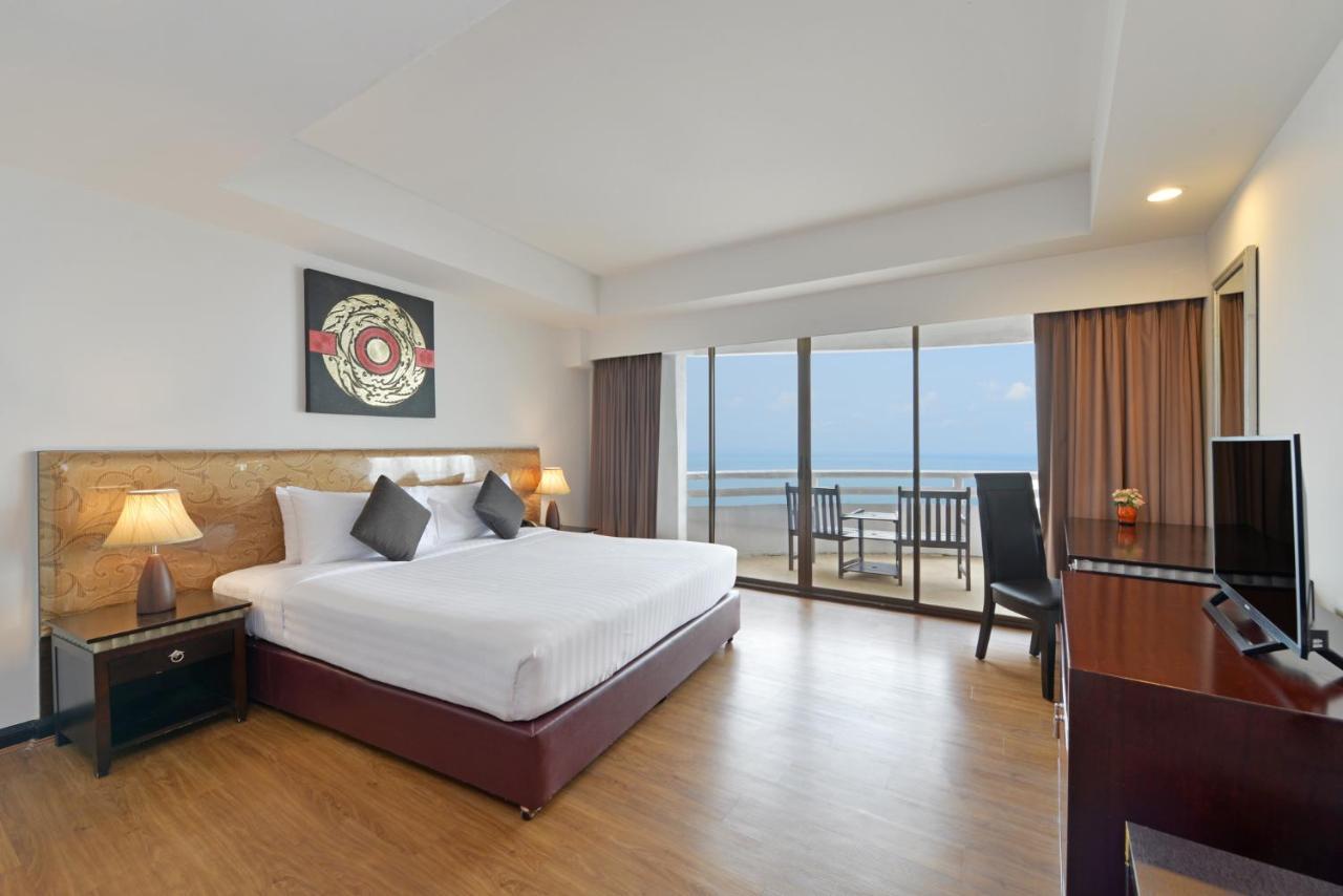 D Varee Jomtien Beach, Pattaya Eksteriør bilde Deluxe Ocean View