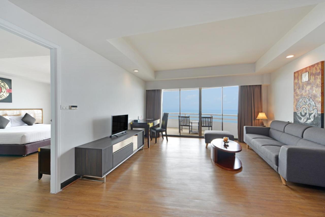 D Varee Jomtien Beach, Pattaya Eksteriør bilde Suite