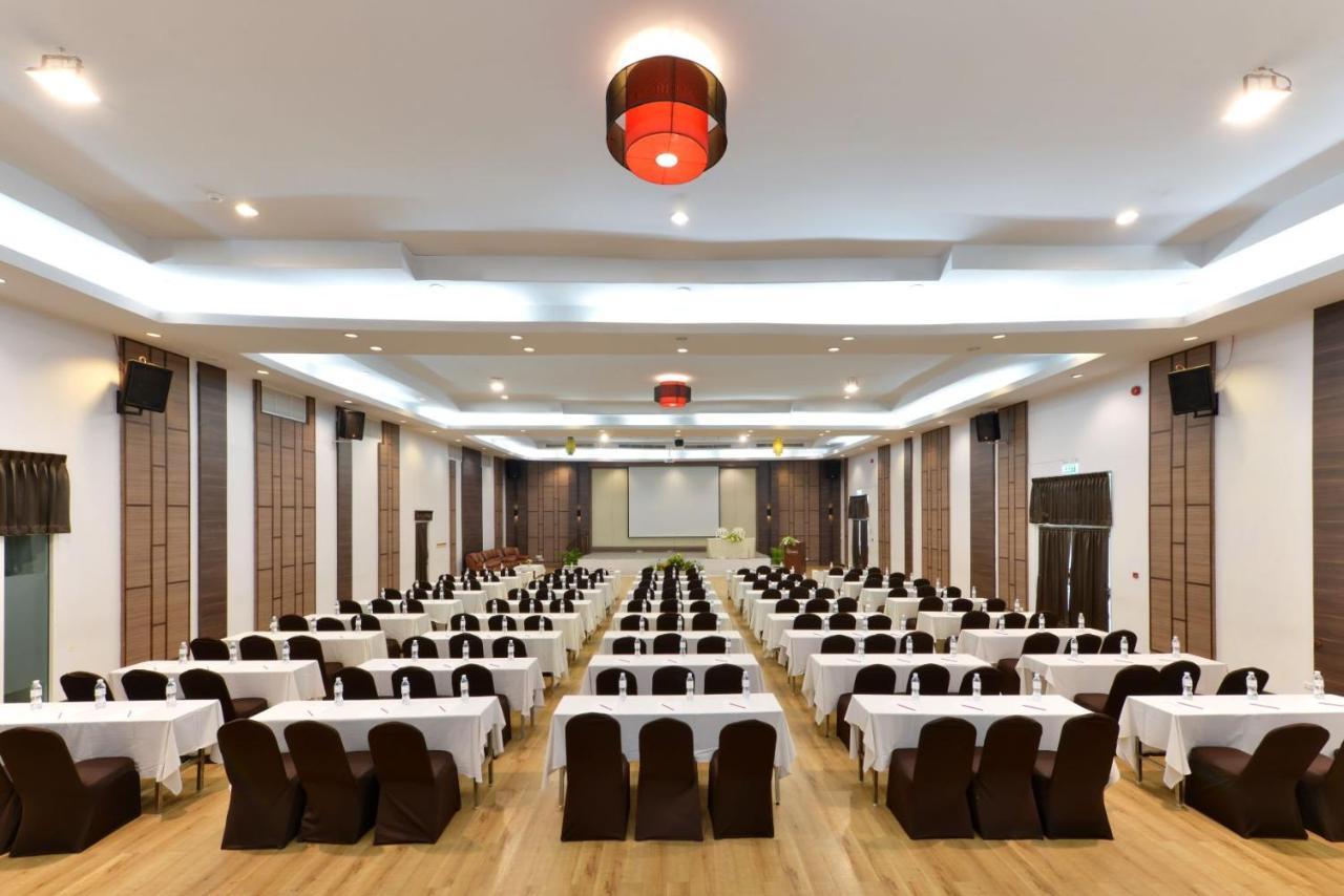 D Varee Jomtien Beach, Pattaya Eksteriør bilde Conference Hall